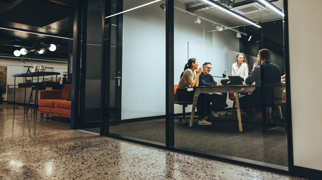 How an Arizona Business Lawyer Supports Small Business Owners