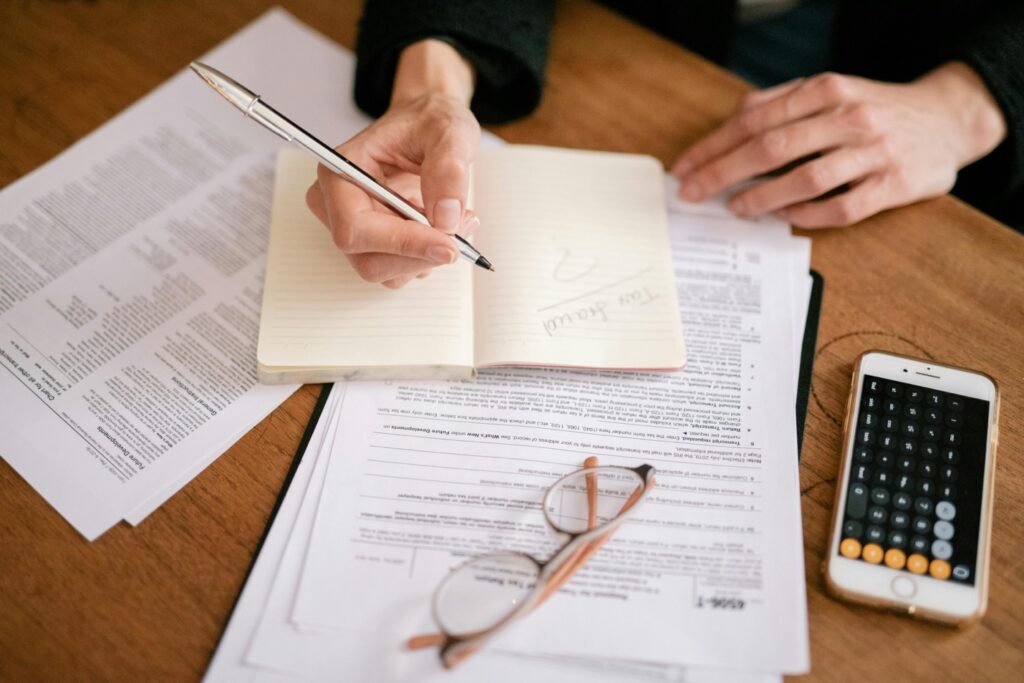 How Arizona Courts Divide Major Assets and Debts